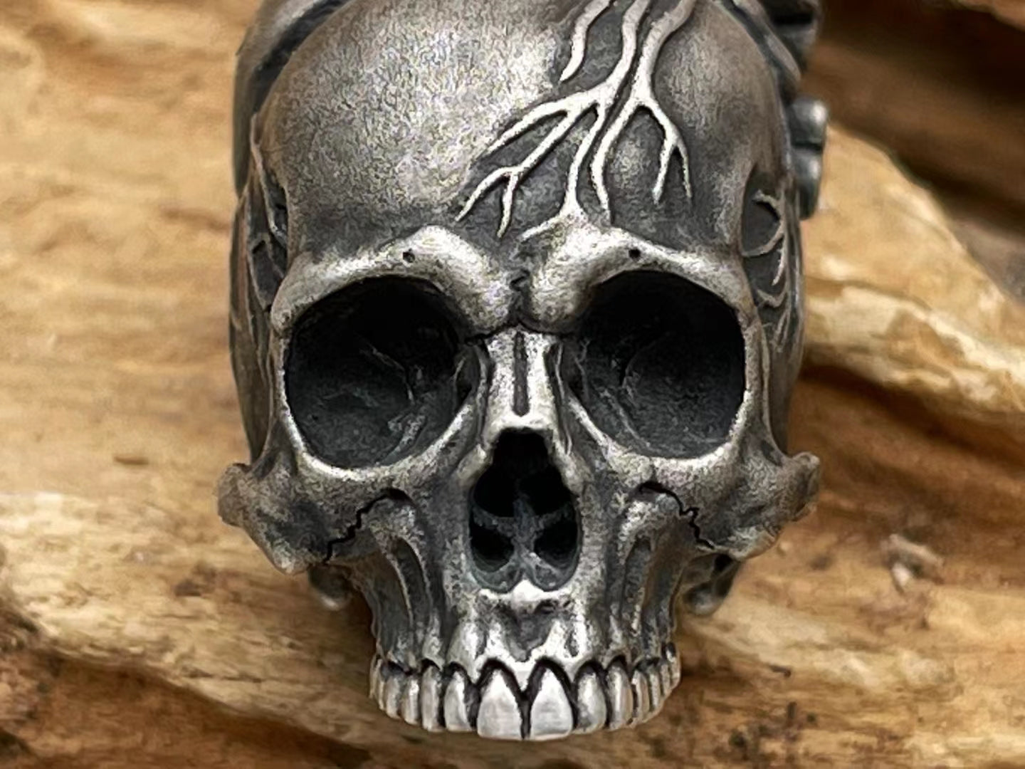 Skull & Heart Silver Pendant (Item No. P0157) Tartaria Onlinestore