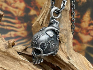 Skull & Heart Silver Pendant (Item No. P0157) Tartaria Onlinestore